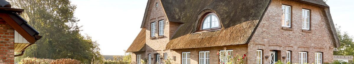 Reethüs Maj - links Reethüs Maj - links